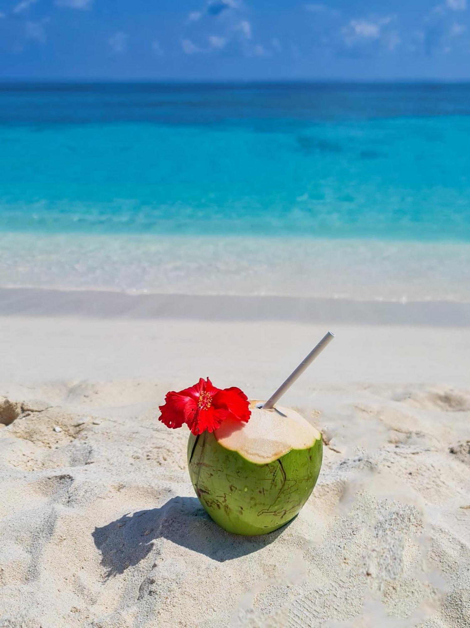 Ukulhas Villa Oceanview Hotel & Spa Zewnętrze zdjęcie