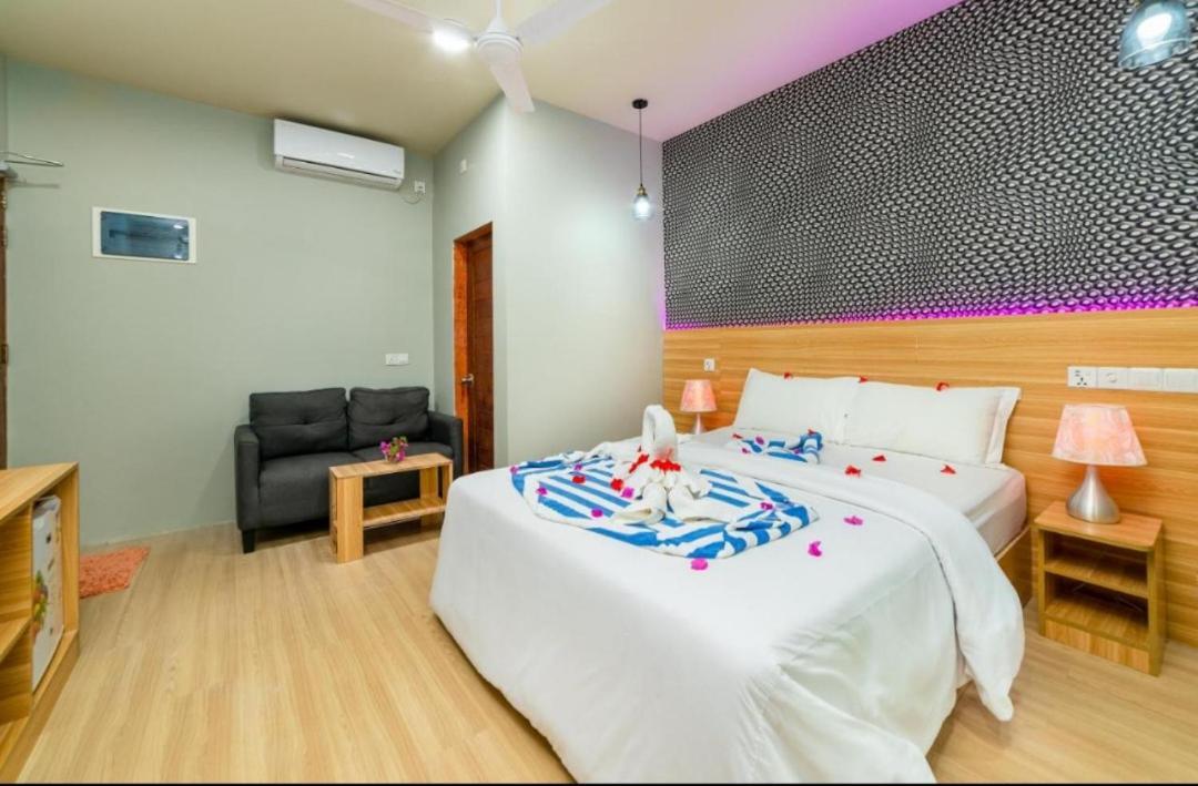 Ukulhas Villa Oceanview Hotel & Spa Zewnętrze zdjęcie